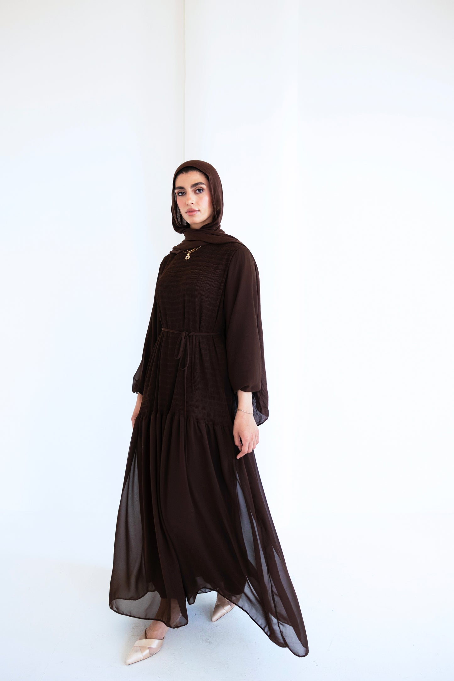 Flowy pleated dress ( brown)