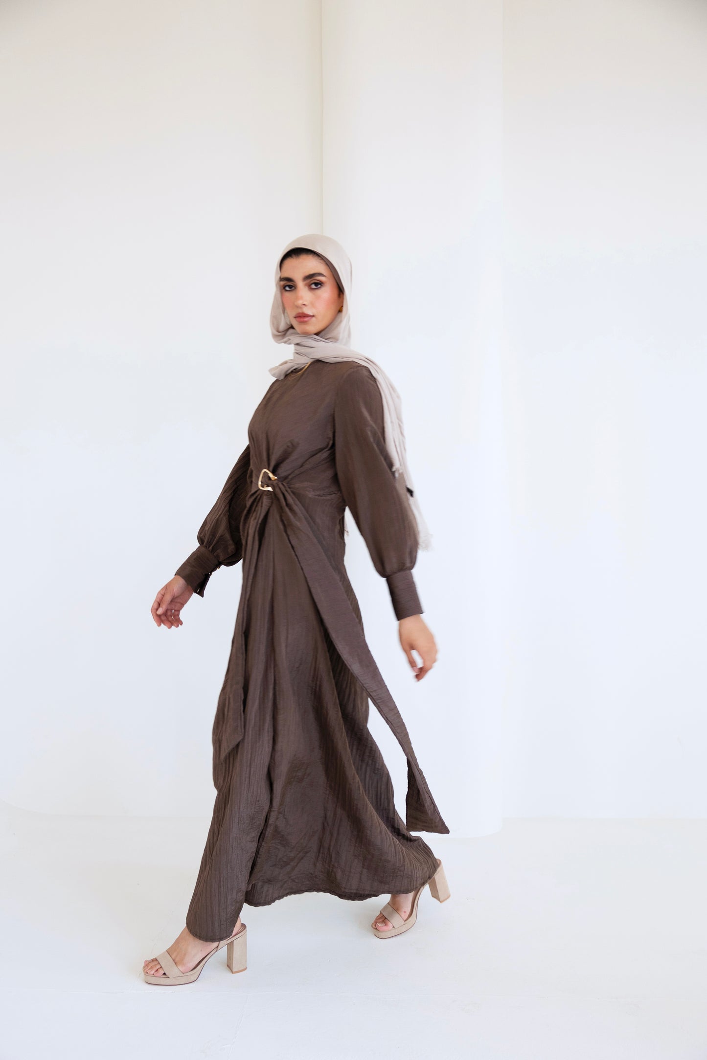 Crinkle Drape Dress ( brown)