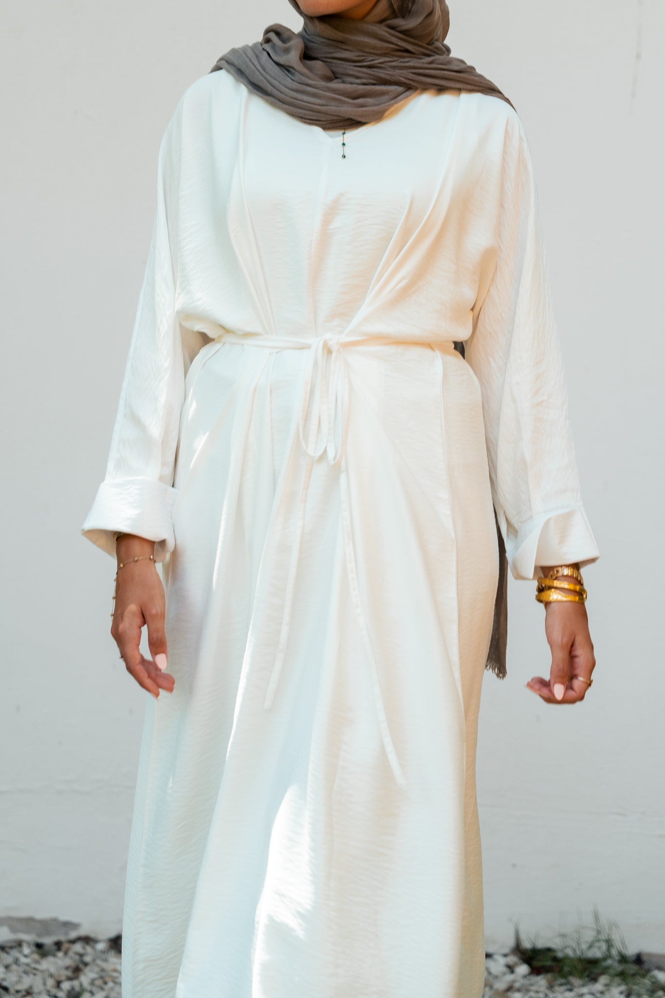 Soft knot dress (white)