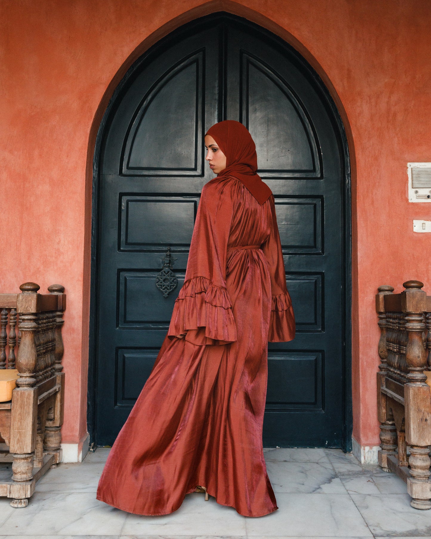 Bell-shimmering dress ( rust)