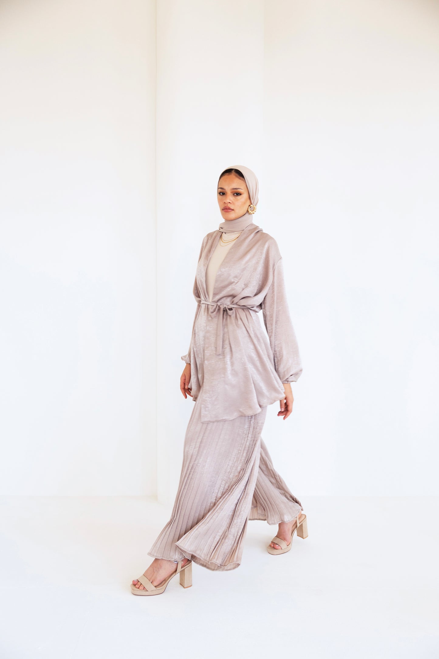 Pleated shimmer set (cafe)