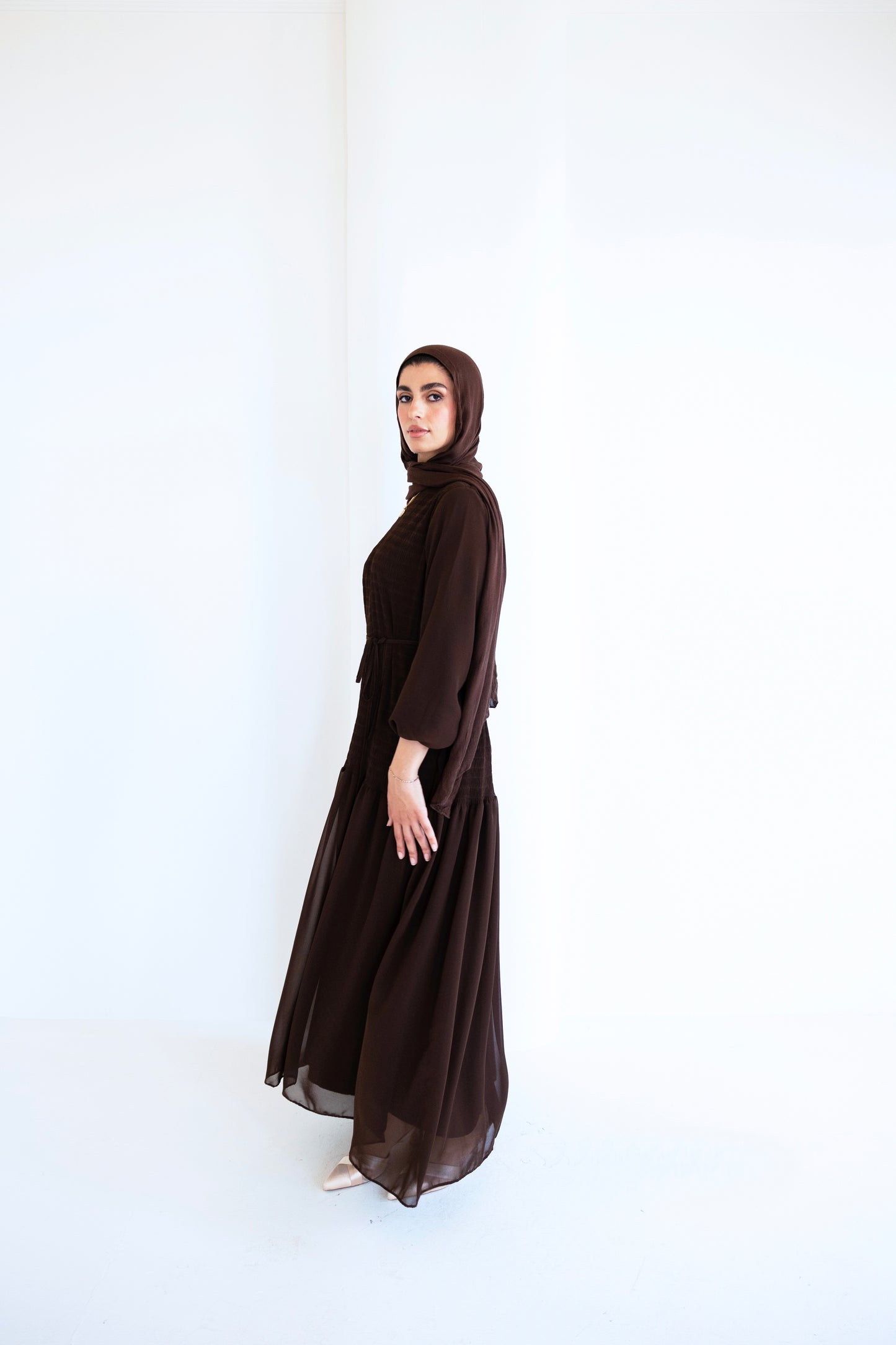 Flowy pleated dress ( brown)