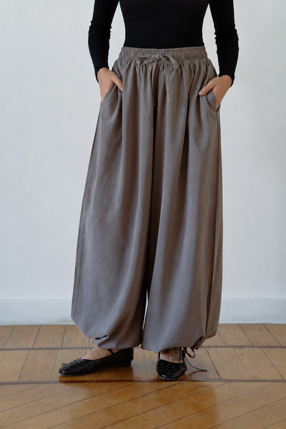 Flowy Balloon pants-Grey