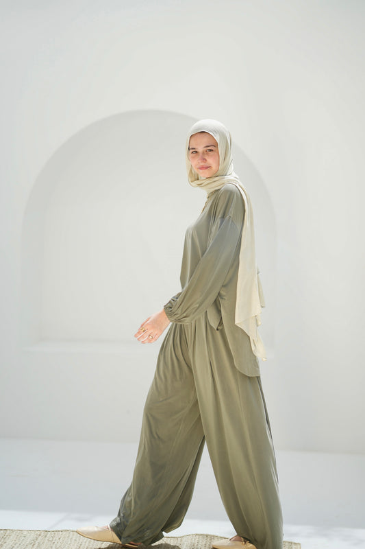 Drape Set-Olive