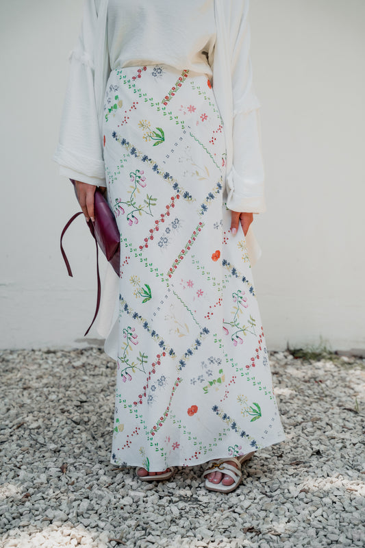 Blooming linen skirt