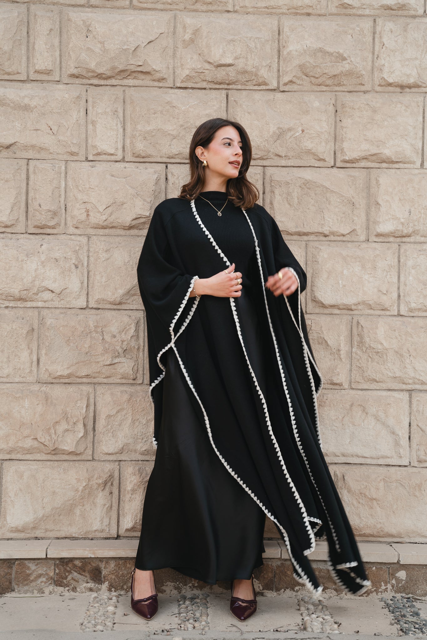 Contrast Trim Kaftan-Black