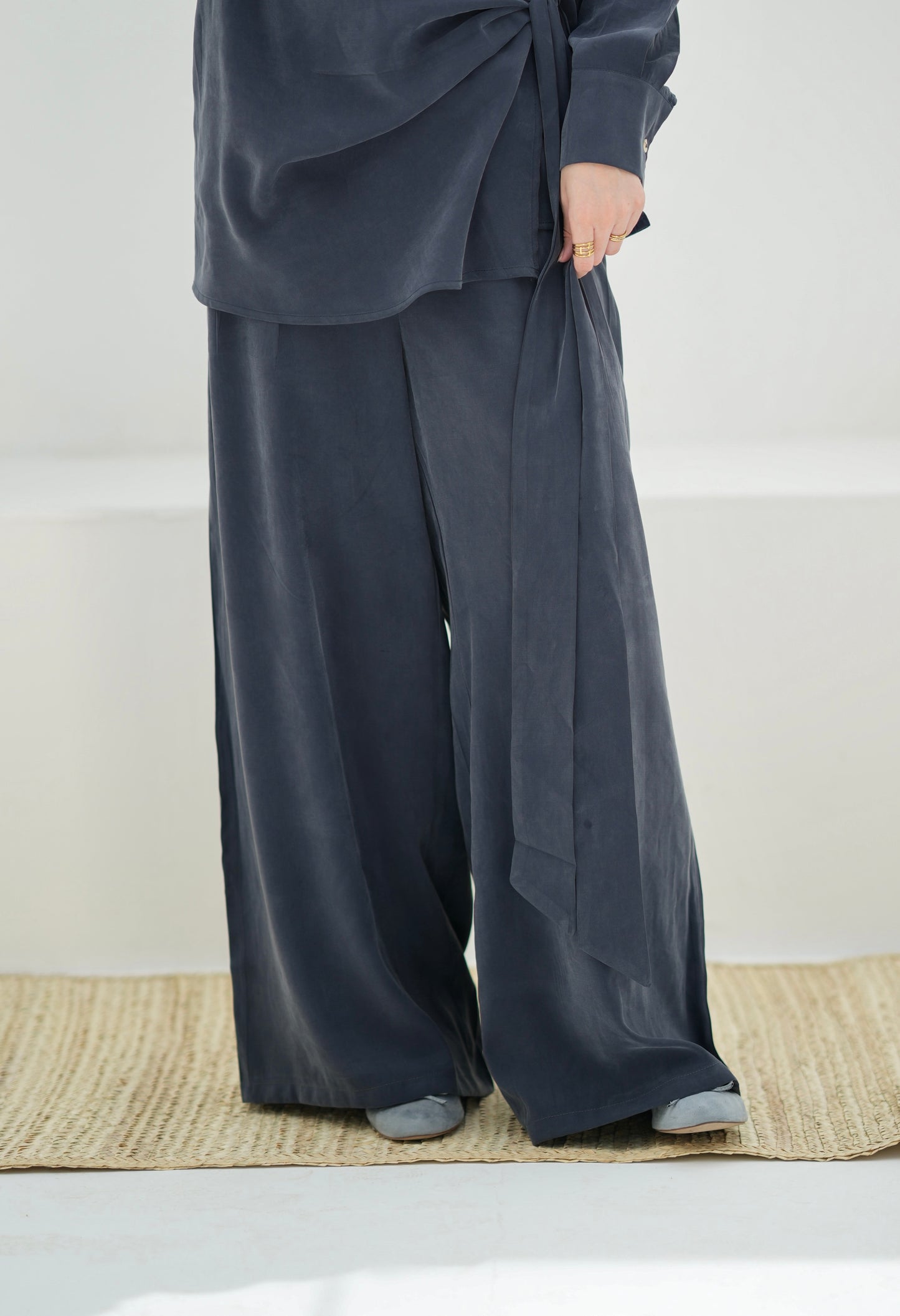Flowing Set- Smoke Grey