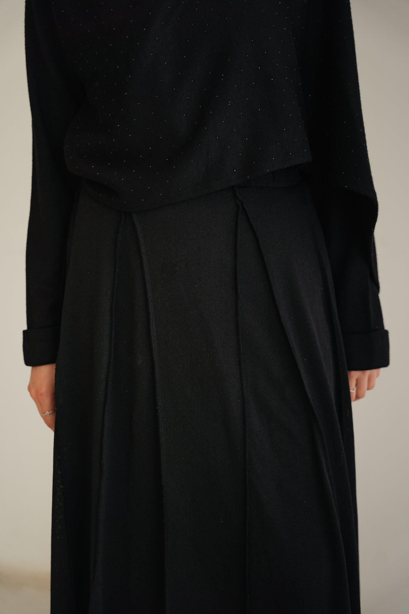Stitched Knit Skirt-Black