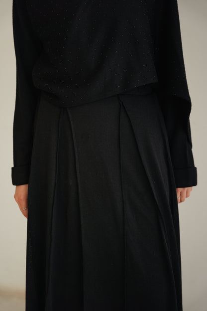 Stitched Knit Skirt-Black