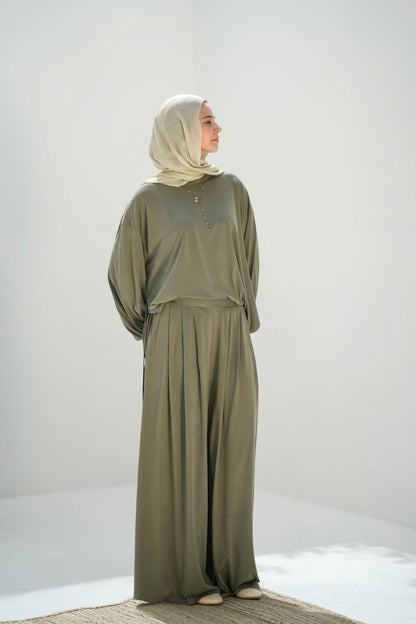 Drape Set-Olive