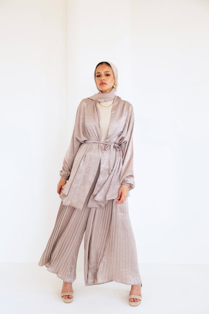Pleated shimmer set (cafe)